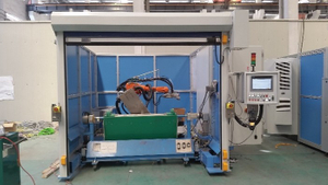 Automatic glue spraying machine assembly